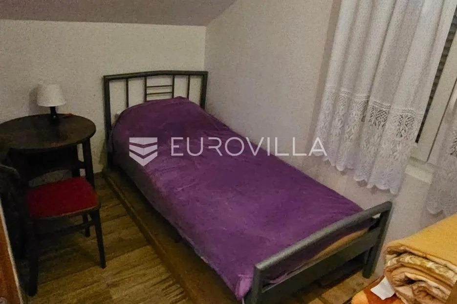 generalski stol, vikendica 133 m² s dvorištem od 300 m² - slika 8