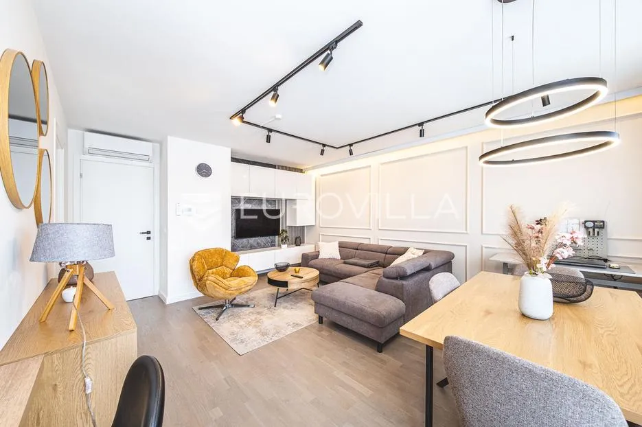 Velika Mlaka, PRVI NAJAM, moderan trosoban stan 75 m² - Velika Mlaka, Velika Gorica