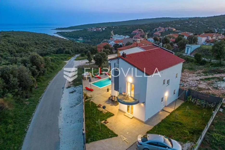istra, duga uvala, vila s bazenom i pogledom na more - slika 24