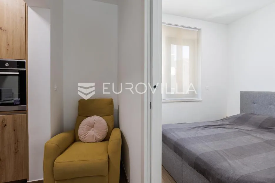 dubrovnik, lapad, trosoban apartman s terasom i garažnim mjestom - slika 12
