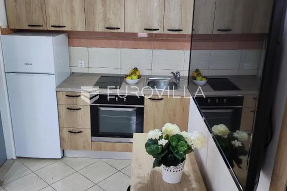 kaštel stari, jednosoban stan za najam u blizini mora - slika 5