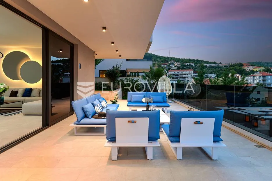 trogir - marina, luksuzna vila s bazenom i wellnessom - slika 44