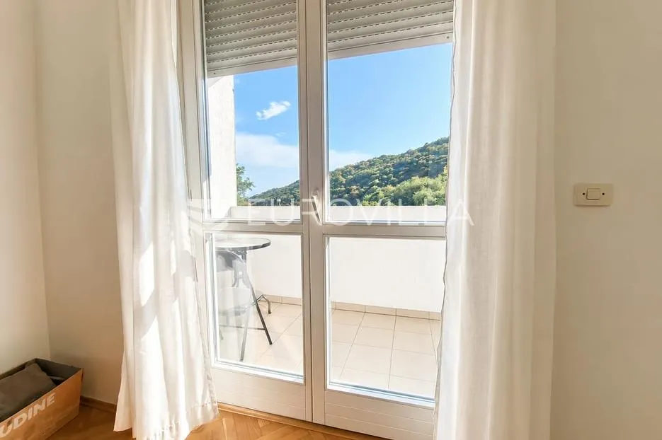 rijeka, škurinje, jednosoban stan od 42 m², namješten, lođa - slika 4