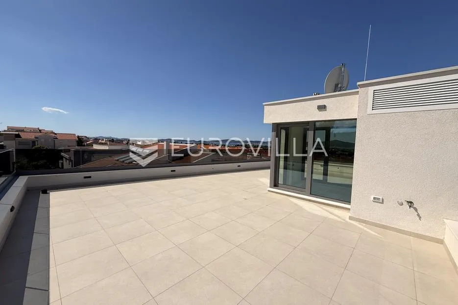 ekskluzivan trosoban stan u diklu, zadar, 136 m² s krovnom terasom i pogledom na more - slika 15