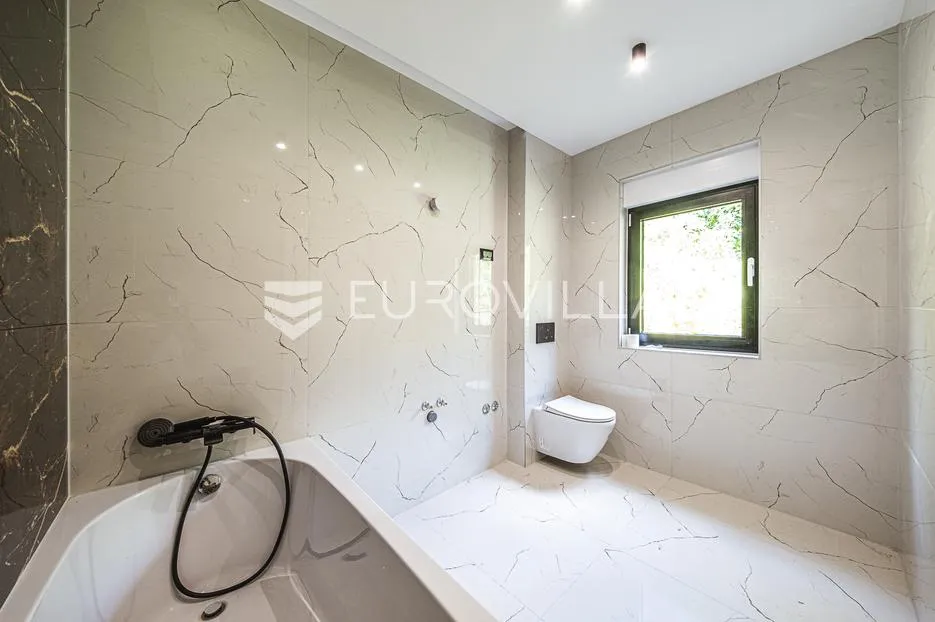 zagreb, jelenovac, ekskluzivni četverosobni stan, 145 m² - slika 13