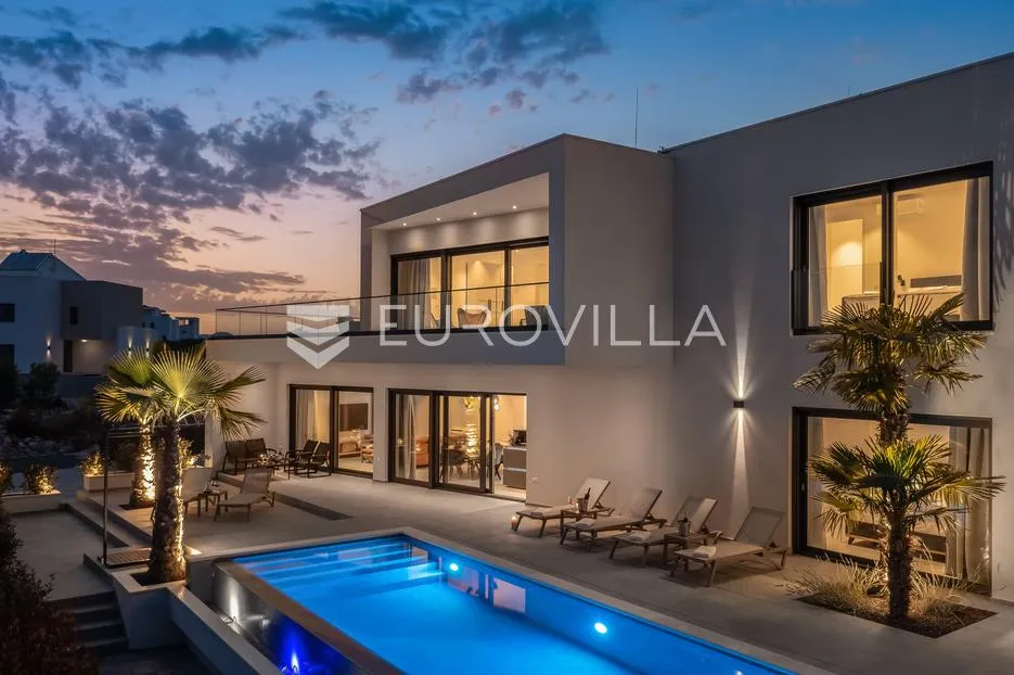 vodice, moderna vila s bazenom i pogledom na more, 332,92 m² - slika 56