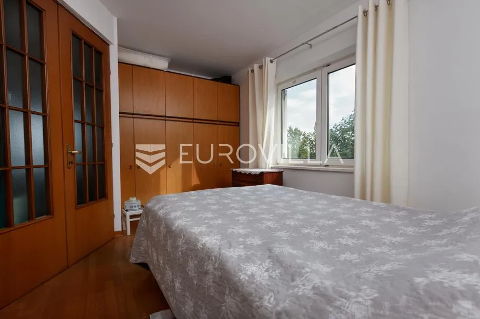 opatija, punta kolova, šarmantan četverosoban stan 127 m², pogled na more - slika 10