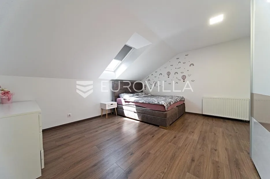 čepin, na prodaju prostrana kuća od 488 m² s tri stambene cjeline - slika 22