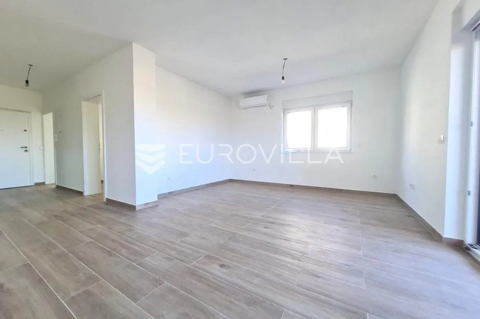 vir, luksuzan apartman u prizemlju s vrtom i pogledom na more - slika 10