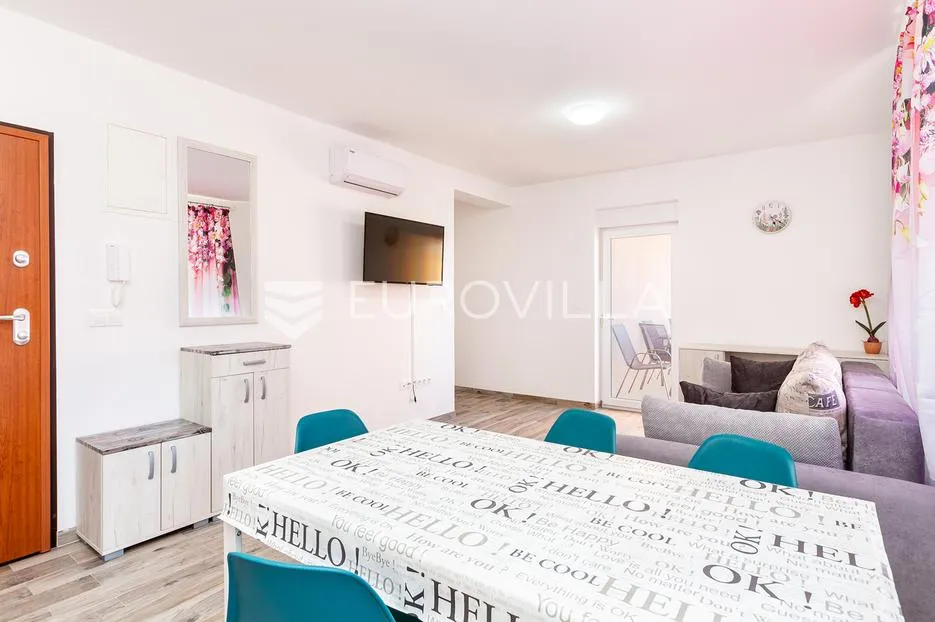 istra, medulin, velika samostojeća kuća sa 7 apartmana 100 m od mora - slika 28