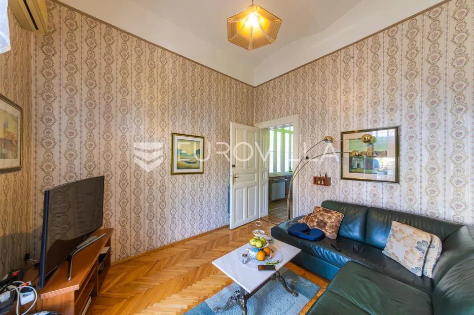 osijek, centar, prodaje se secesijski stan površine 180 m² - slika 22