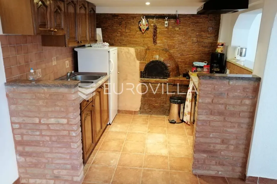 istra, rovinj, kuća s dva apartmana i vrtom 232 m2 u centru rovinja - slika 19