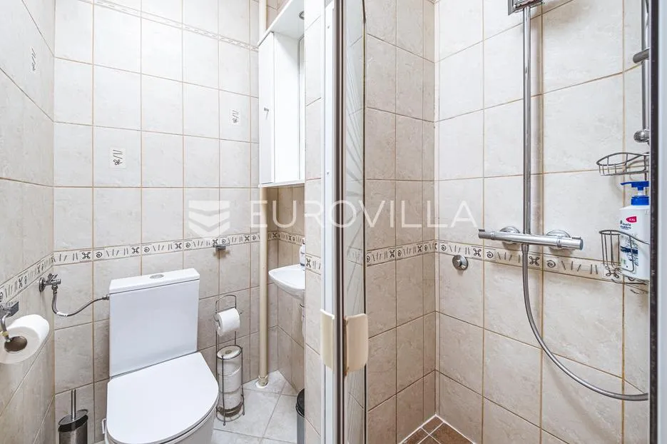medveščak, nemetova, četverosoban stan 82 m² u novijoj gradnji, ukupne površine 105 m², garaža - slika 10