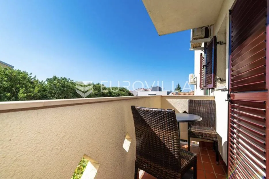 pag, novalja, villa sa 8 uhodanih apartmanskih jedinica i restoranom, pogled na more - slika 5