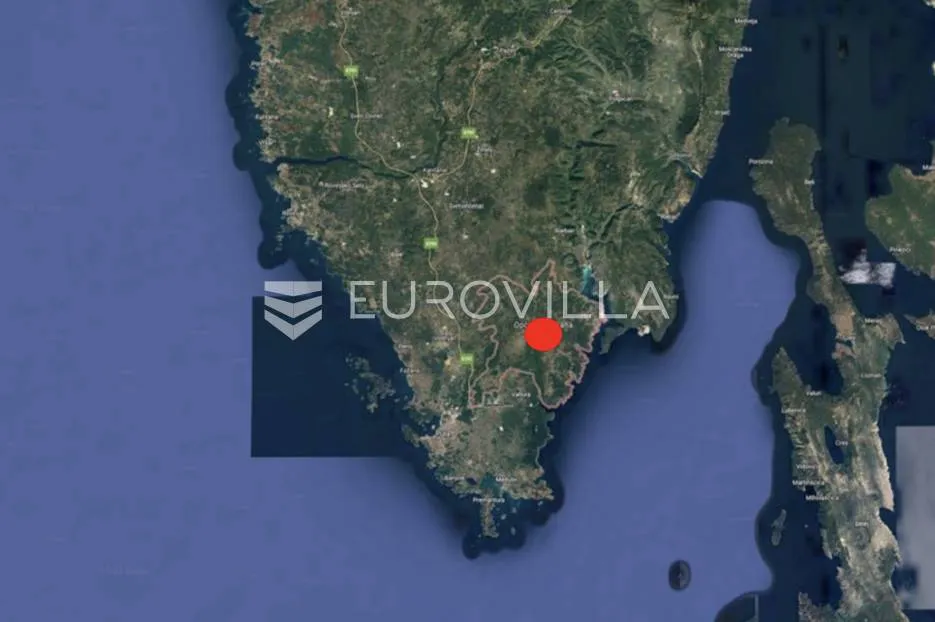 Istra, okolica Marčane - građevinsko zemljište 3040 m2 s gotovim projektom za 3 vile - Belavići