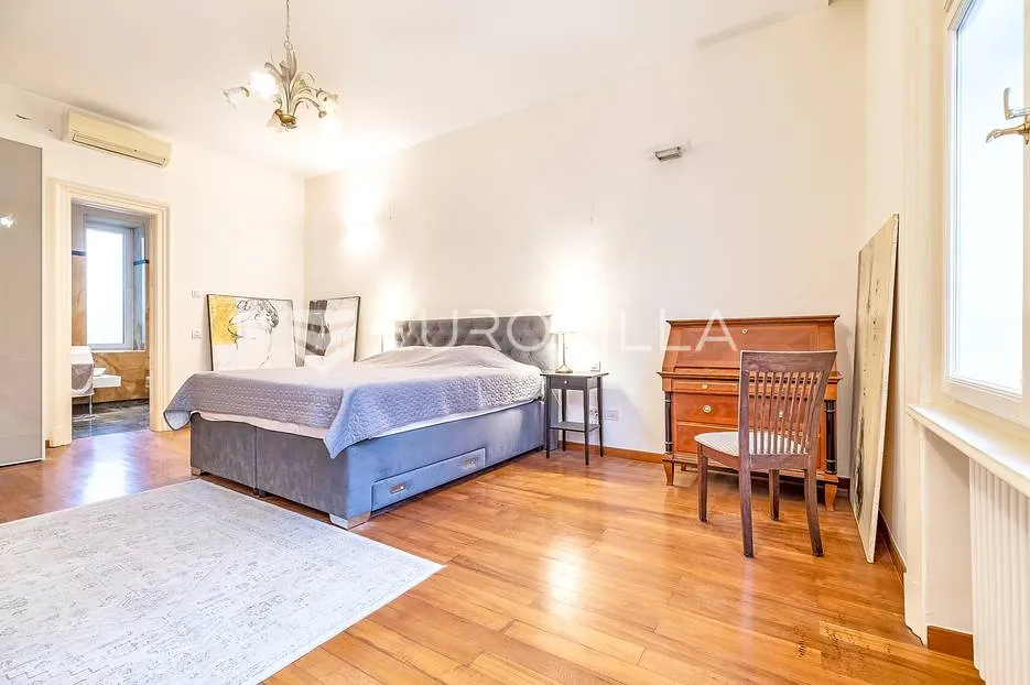 zagreb, varšavska prekrasan četverosoban ured/stan 120m2 - slika 4