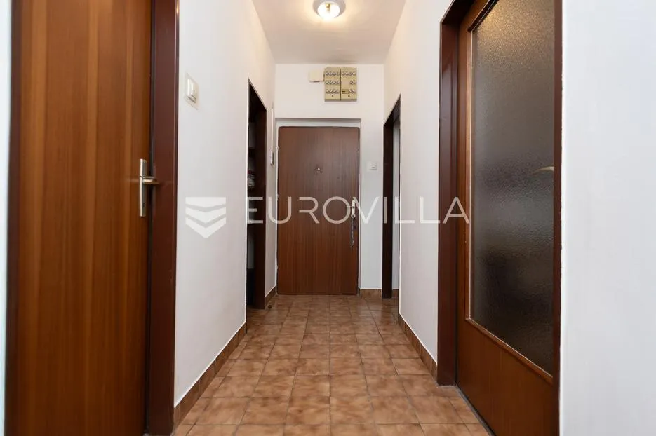 rijeka, kostrena, četverosoban stan 82 m² sa dva balkona i pogledom na more - slika 8