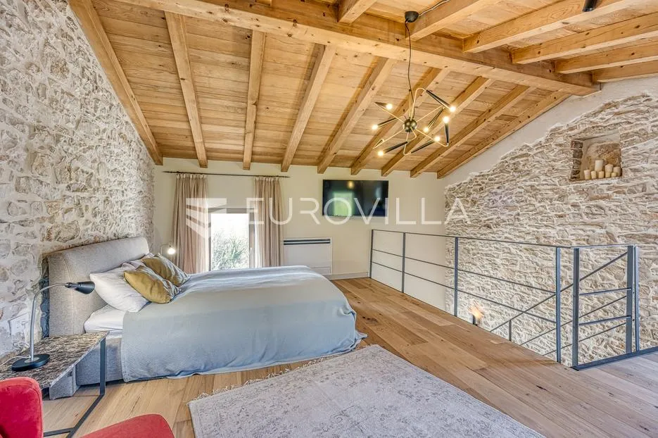 istra, labin, šumber, unikatna samostojeća villa na velikoj okućnici s pogledom - slika 51