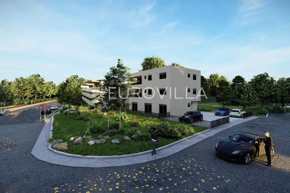 Kaštela, trosoban stan, 100,7 m², dva parkirna mjesta - Kaštel Lukšić