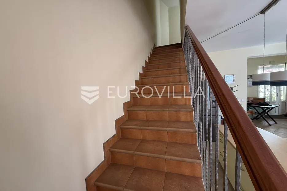 osijek, centar grada, na prodaju kuća površine 123 m² u staroj gradskoj jezgri - slika 15