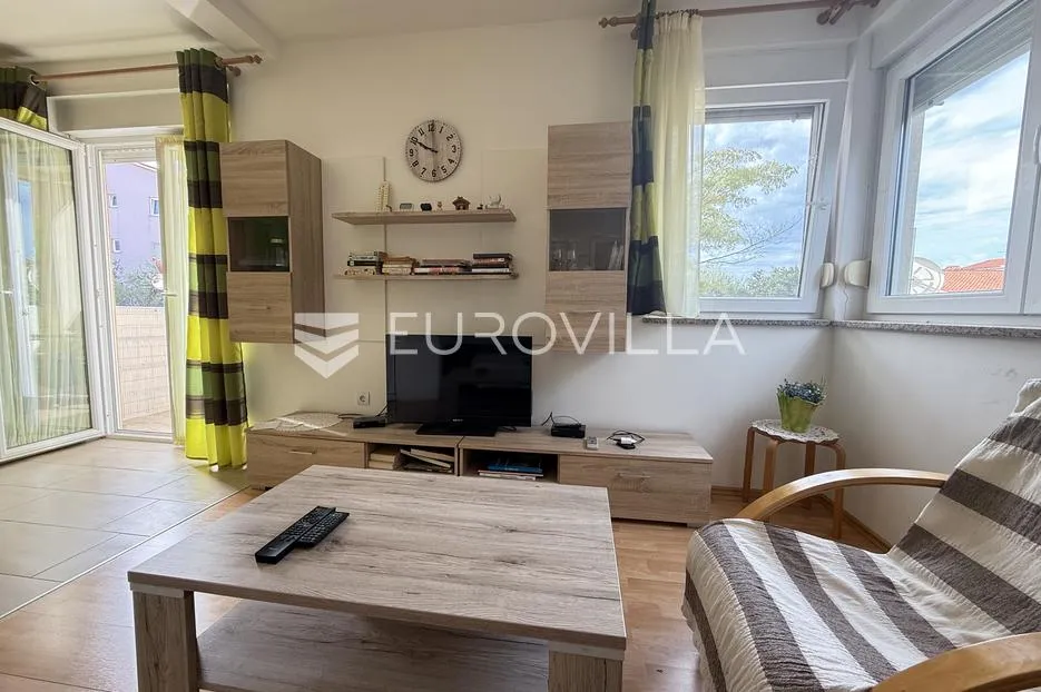 fažana, valbandon, dugoročni najam trosobnog stana u prizemlju s dvije terase, 56.18 m² - slika 4