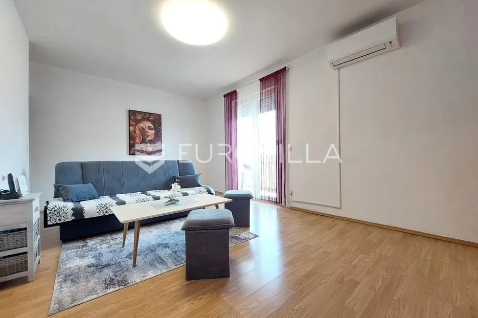 istra, pula, stan s panoramskim pogledom na grad - slika 3