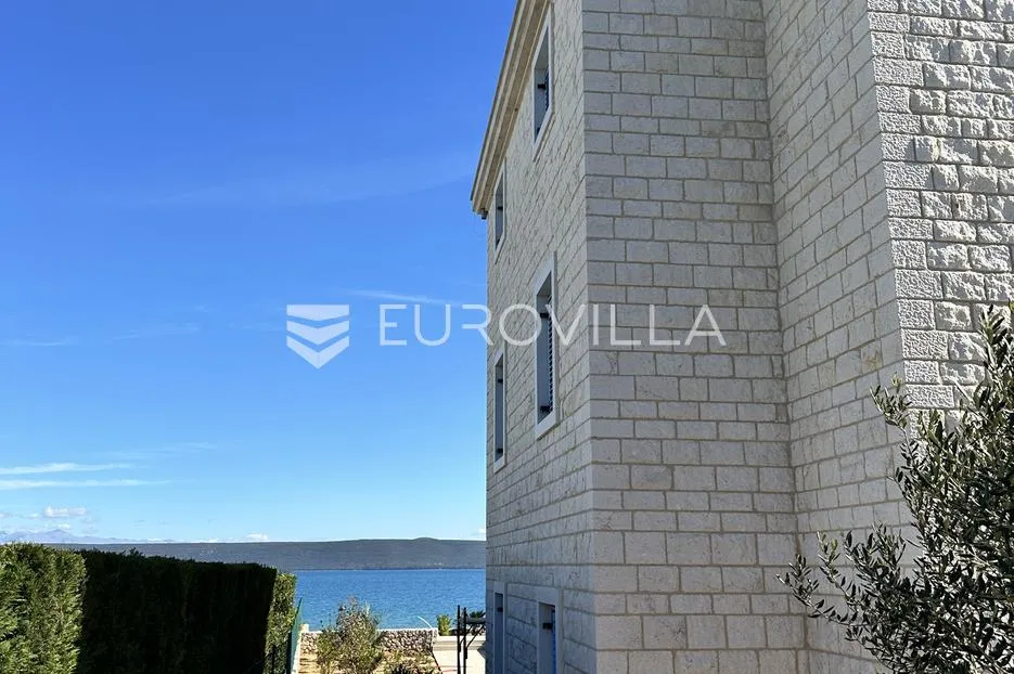 otok pašman, dobropoljana, klasična kamena vila u prvom redu do mora - slika 34