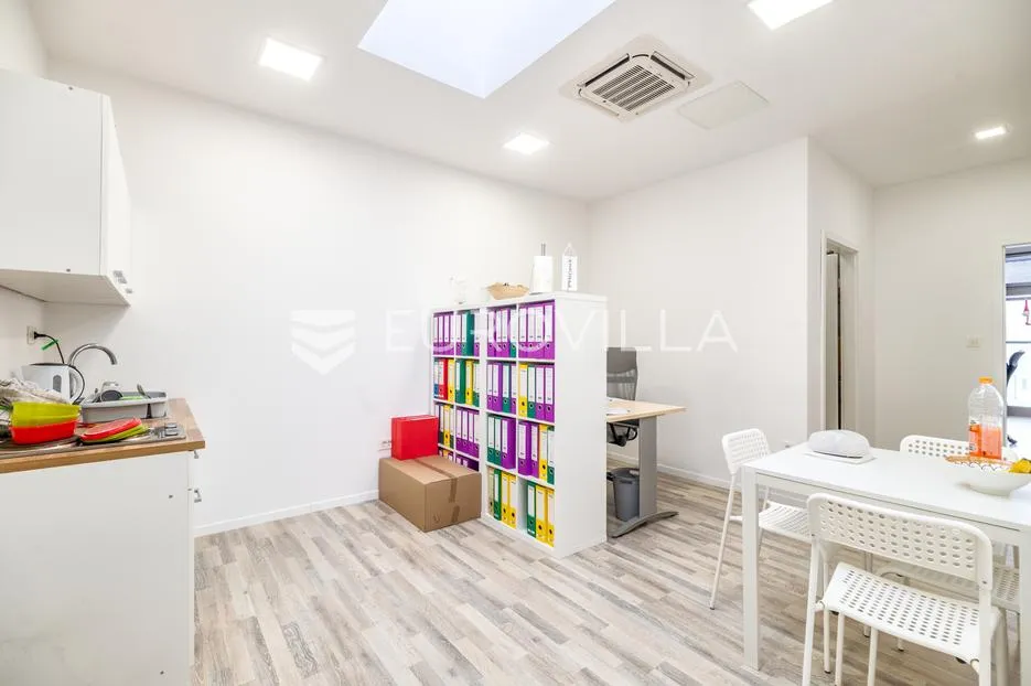 zabok, poslovni prostor, 50 m² na atraktivnoj lokaciji - slika 2