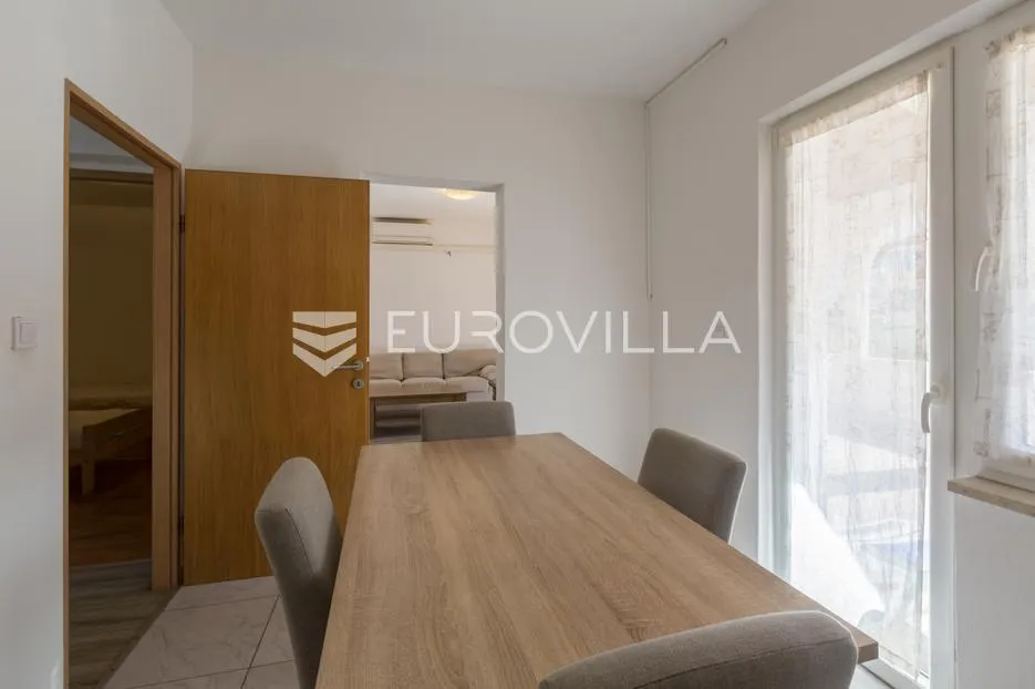 istra, rovinj, trosoban stan u prizemlju s parkingom, 650 m od plaže - slika 4