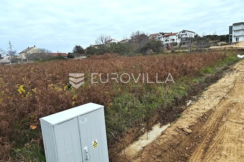 otok rab, lopar, građevinsko zemljište 935 m², 500 m od mora - slika 4