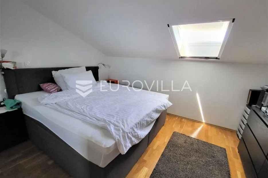 istra, okolica višnjana, apartmanska kuća 500 m² s bazenom i 4 stambene jedinice - slika 37