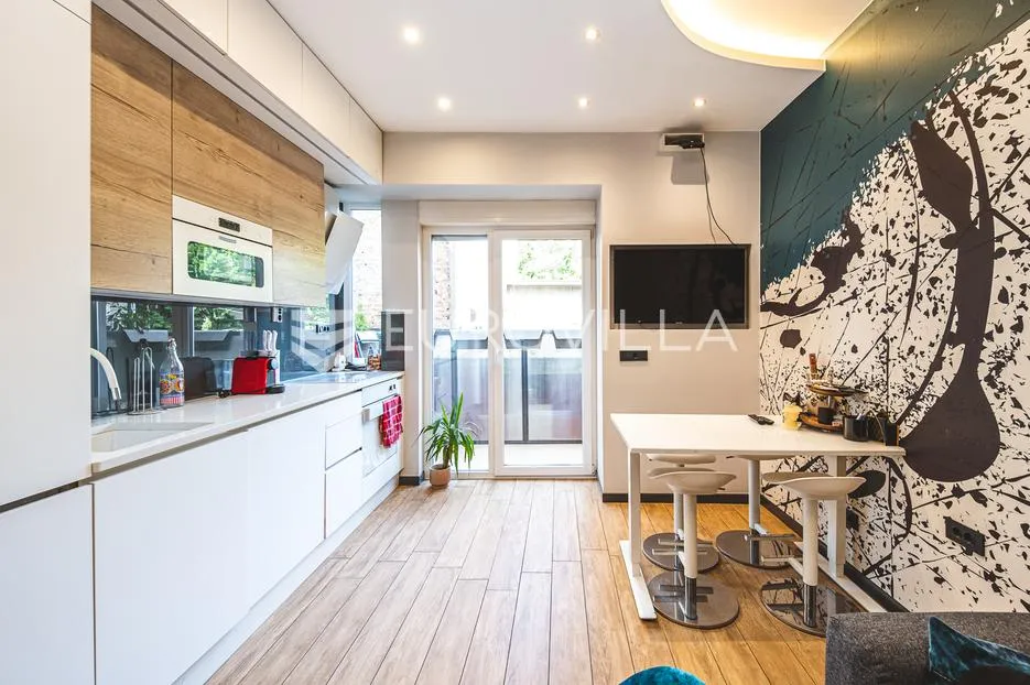 zagreb, kvaternikov trg, prekrasan moderan trosoban stan 53 m² - slika 2