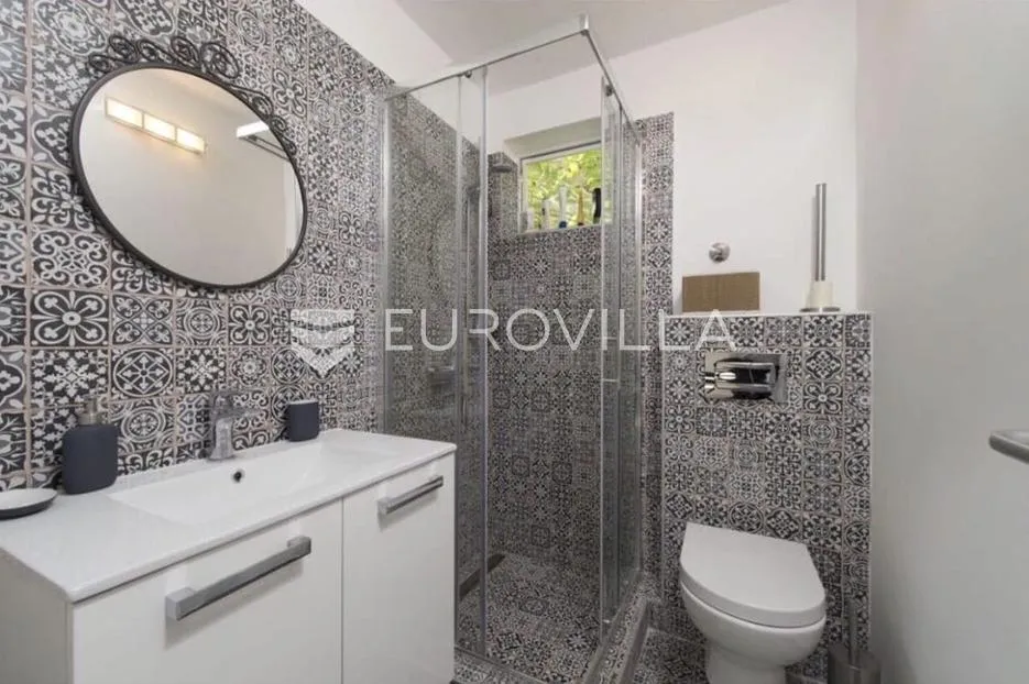 šolta, stomorska, samostojeća kuća površine 100 m² - slika 5