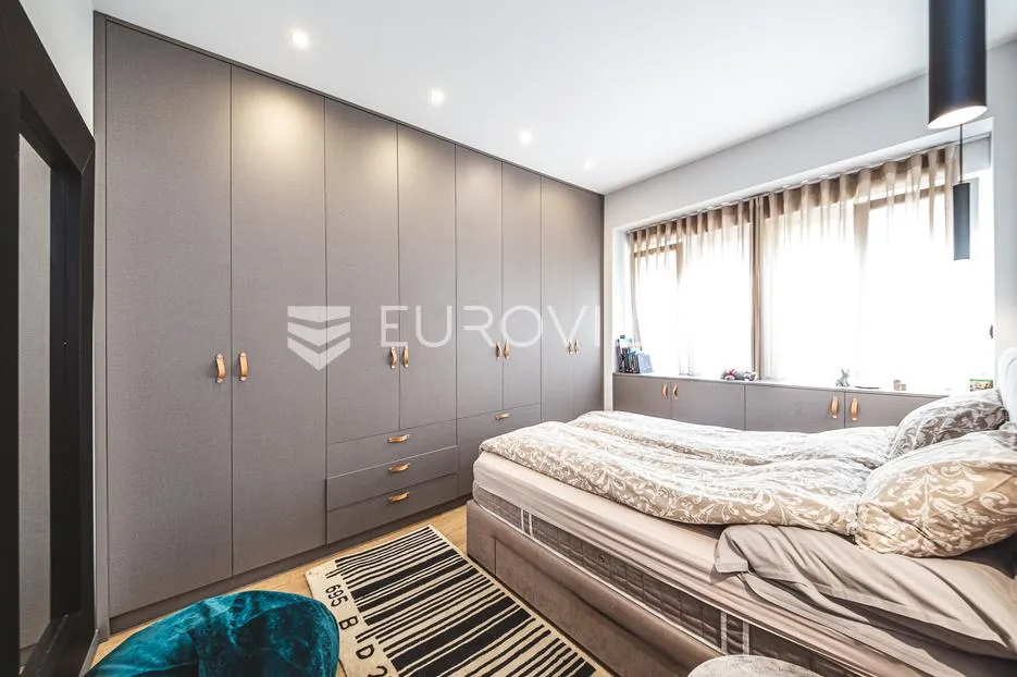 zagreb, kvaternikov trg, prekrasan moderan trosoban stan 53 m² - slika 7