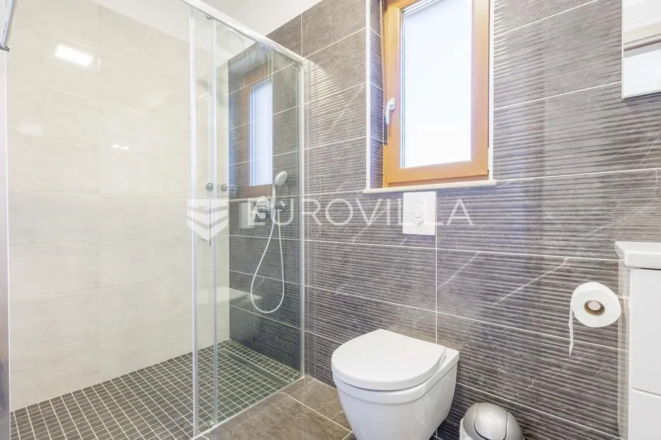 istra, labin, moderna istarska vila s bazenom - slika 27