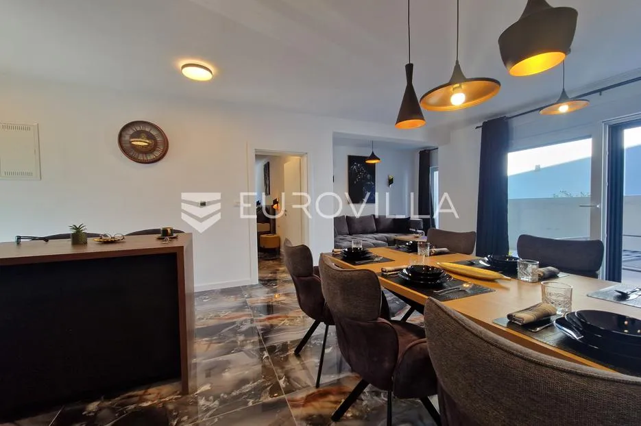 vir, moderan apartman s dvije spavaće sobe, terasom, vrtom i 2 parkirna mjesta, centar - slika 27