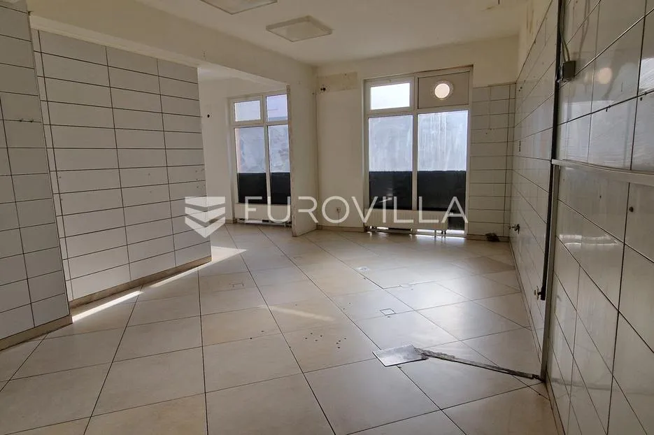 osijek, centar, iznajmljuje se poslovni lokal površine 107 m² - slika 3
