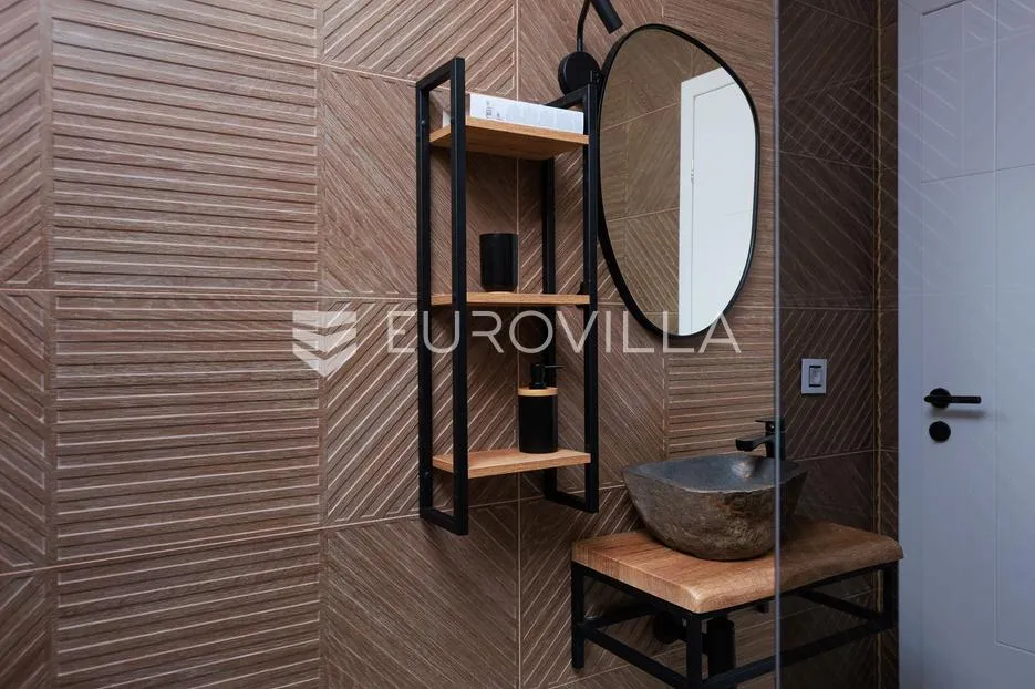rijeka, kostrena, paveki villa s 2 stana, pomoćnim objektom i bazenom, 279 m² - slika 22