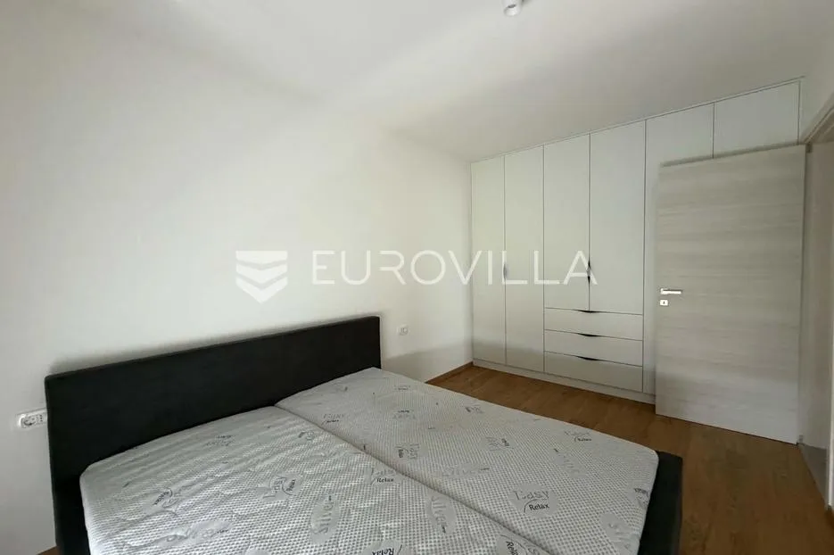 pula, šijana, nov trosoban stan 76 m², novogradnja - slika 12