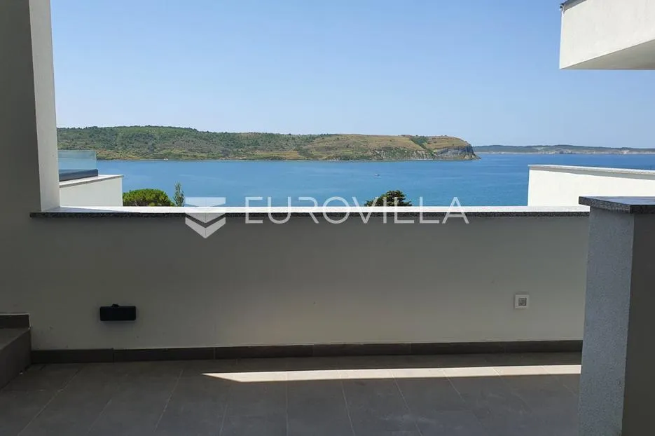 zadar, rtina, trosoban stan u novogradnji, 100 m od mora, pogled, bazen - slika 9