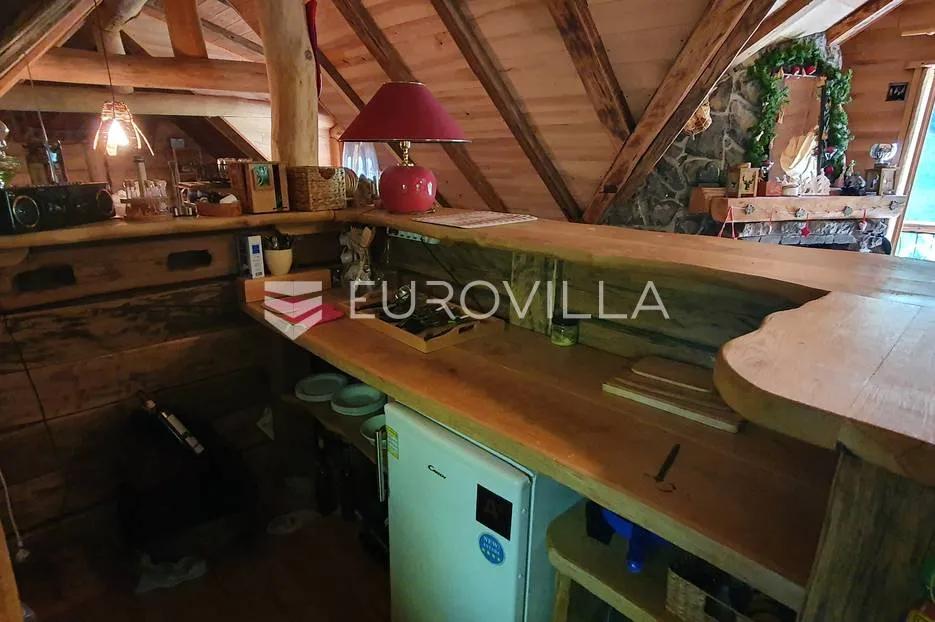 samobor, prekrasna obiteljska vikendica 152 m² na zemljištu 1.565 m² - slika 20