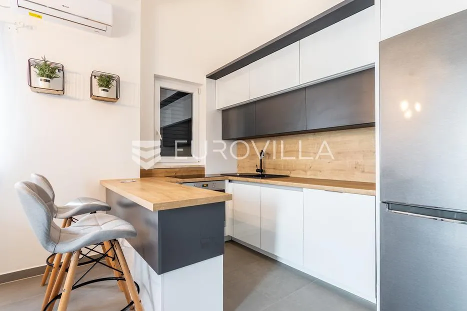 milna, uvala osibova, kuća s bazenom i pogledom na more ukupne površine 318 m² - slika 5
