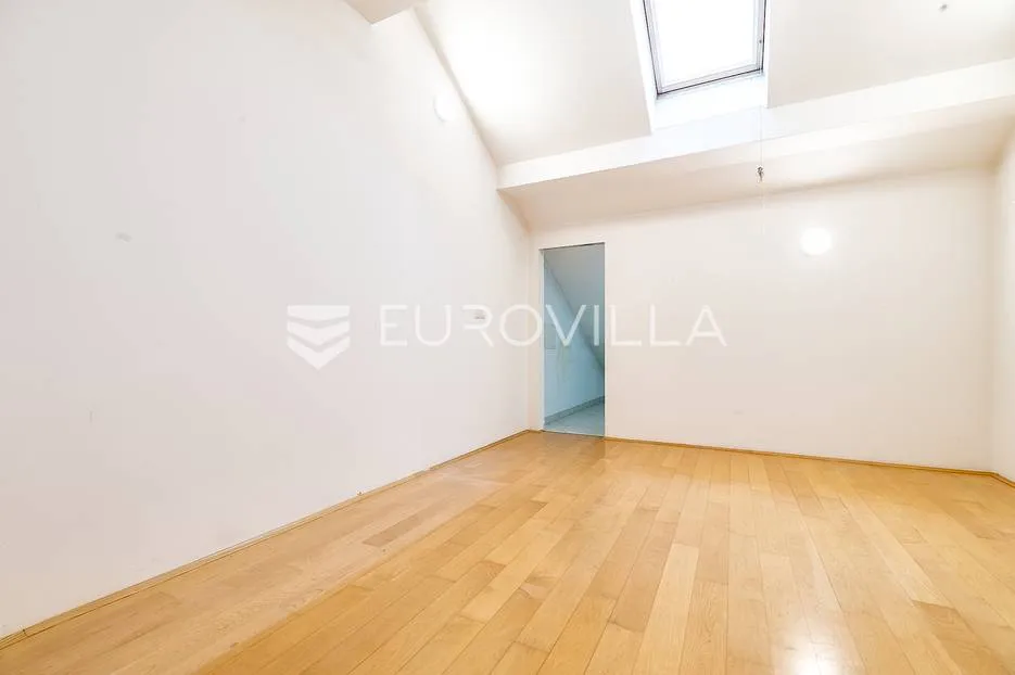 zaprešić, stambeno poslovna kuća 950m2 sa skladišnom halom, vrhunska lokacija - slika 5