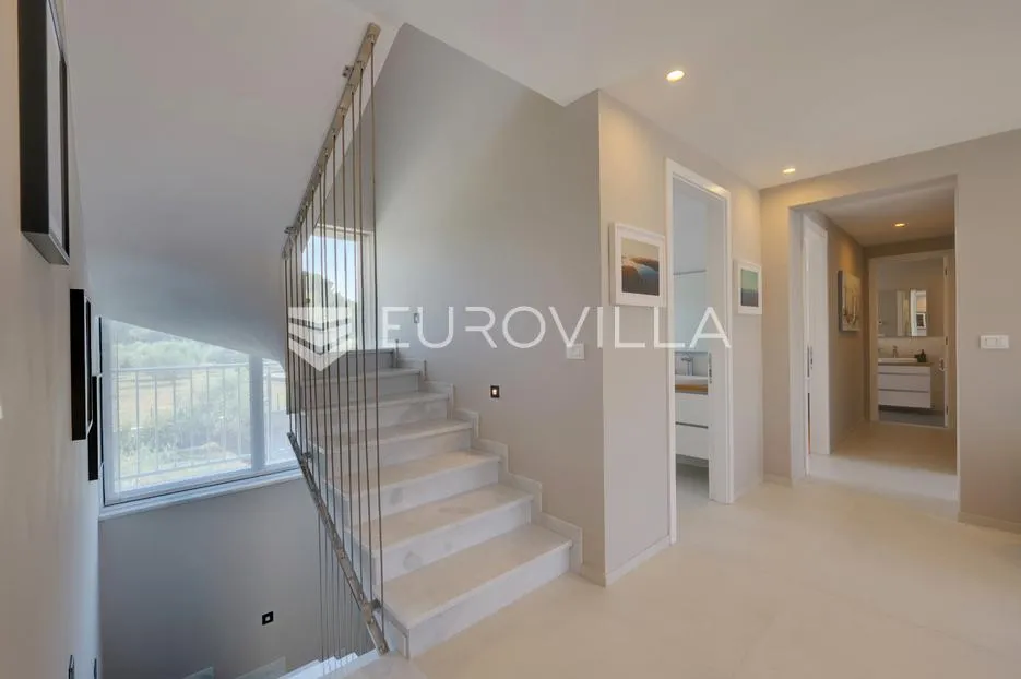 istra, pomer: ekskluzivna moderna vila 286 m² s bazenom i pogledom na more, 400m od obale - slika 48