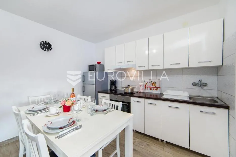 makarska, veliko brdo, prekrasna apartmanska kuća s bazenom - slika 12