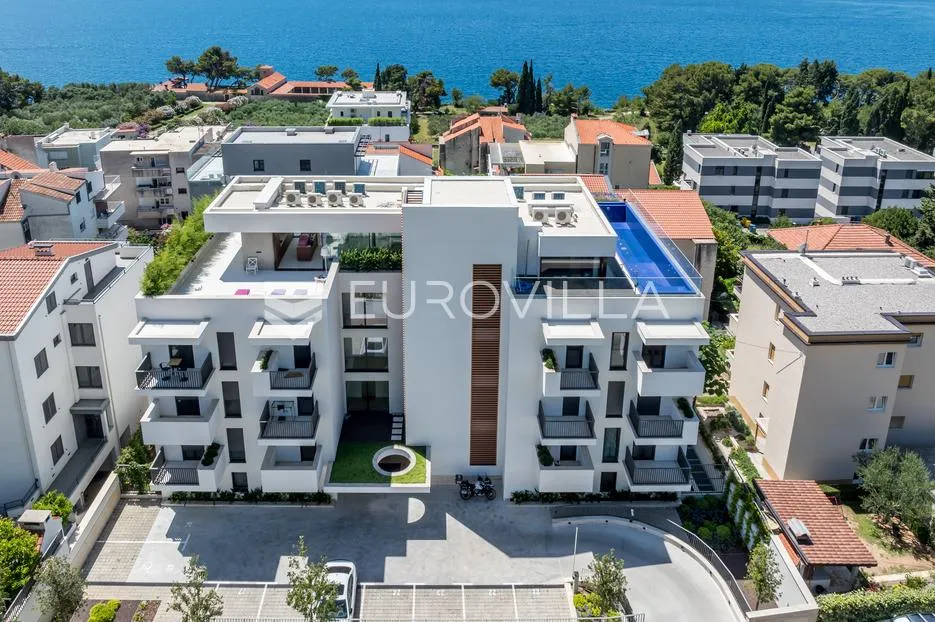 split, meje, luksuzan stan s pogledom na more - slika 2