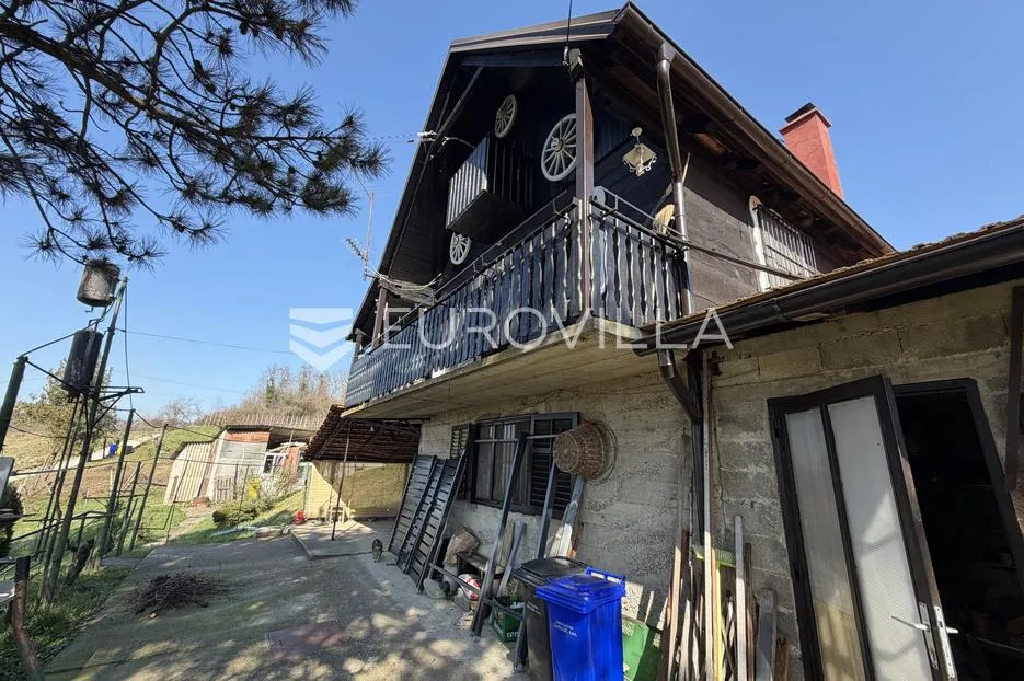 laduč, drvena kuća 183 m² na zemljištu 5.064 m² - slika 2