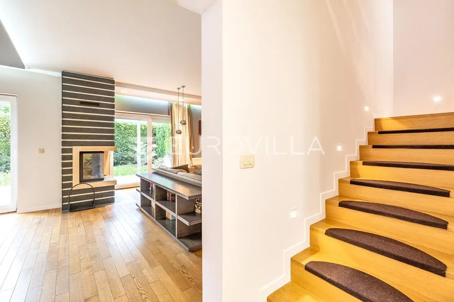 zagreb, blato, moderna samostojeća kuća 205 m² - slika 6