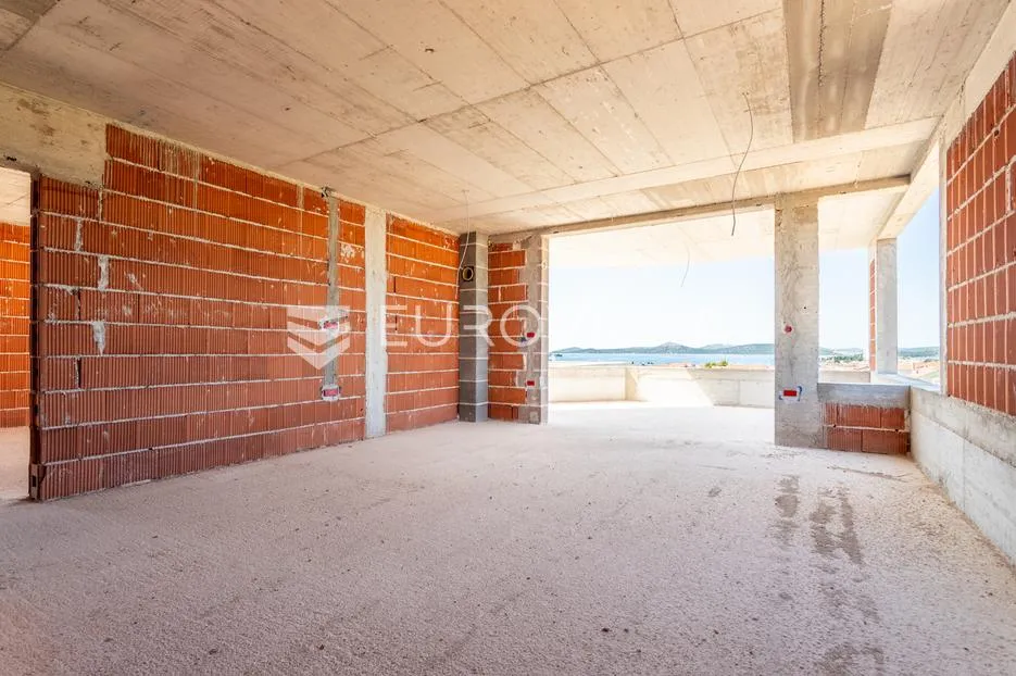 vodice, prekrasan trosoban penthouse s pogledom na more, 143,31 m² - slika 13