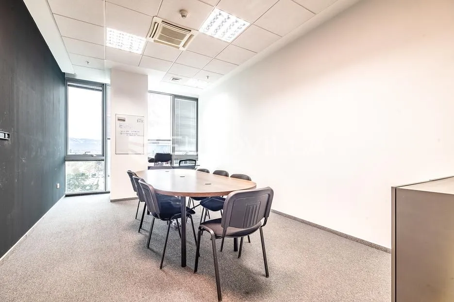 zagreb, avenue mall, atraktivan poslovni prostor, 134 m² - slika 1